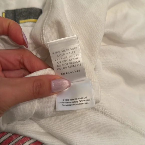 DAYDREAMER - White Graphic T-Shirt with Tour Print - Picture 5 of 5